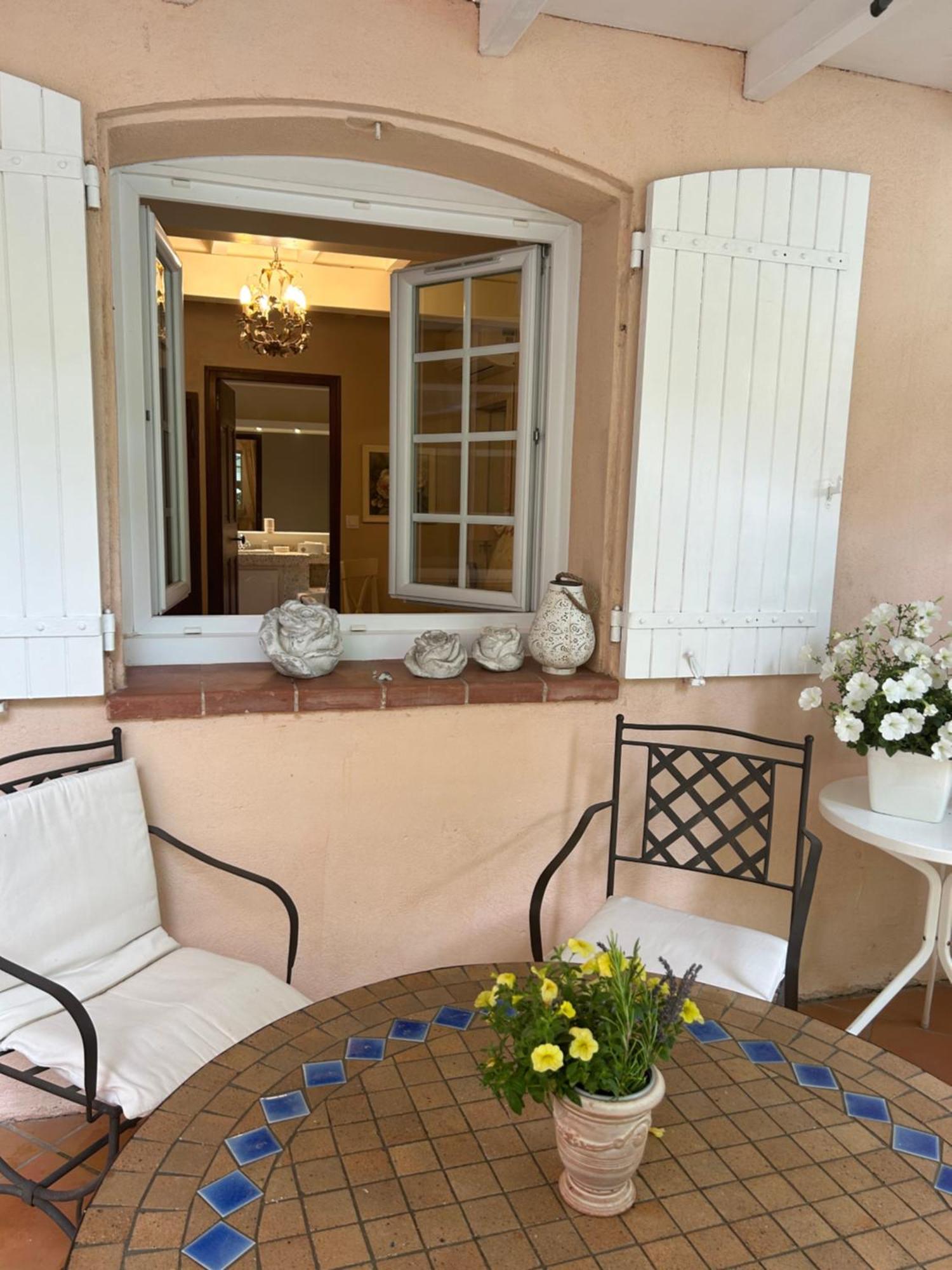 La Villa Rosalie Ventabren Extérieur photo