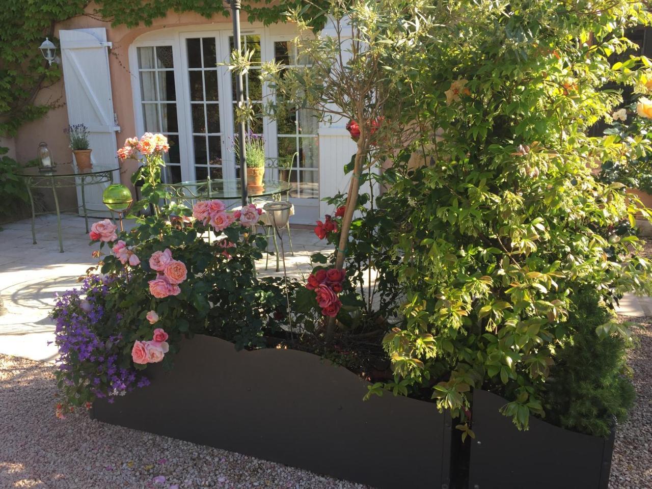 La Villa Rosalie Ventabren Extérieur photo