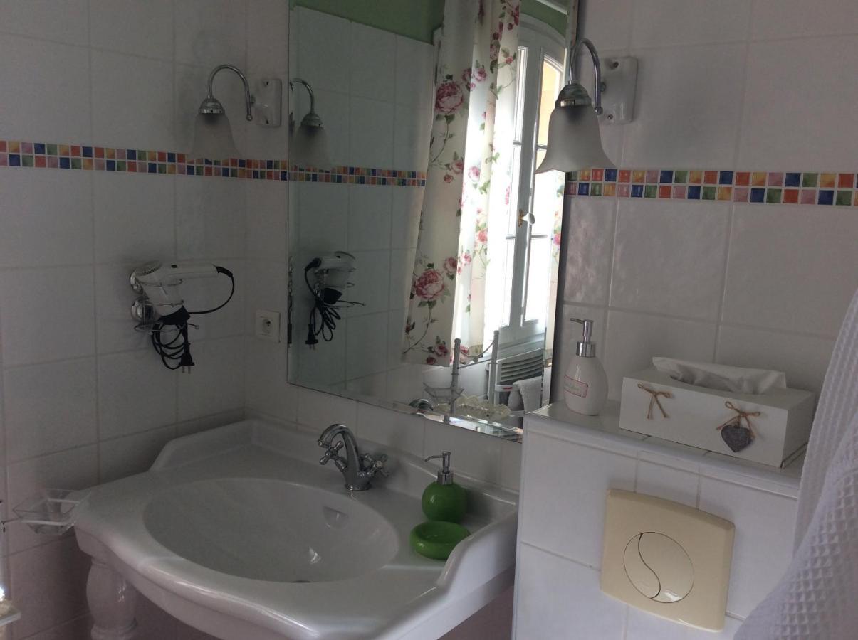 La Villa Rosalie Ventabren Extérieur photo