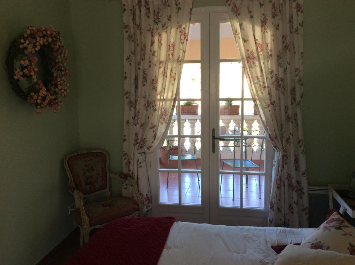 La Villa Rosalie Ventabren Extérieur photo